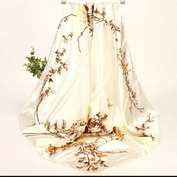 IVORY Floral cherry blossom luxury scarf head wrap cream color - Picture 1 of 2